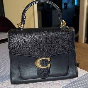 Coach leather  purse with crossbody/shoulder strap